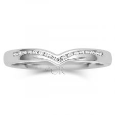 Platinum 2.5mm V Shaped Wedding Ring 0.09ct